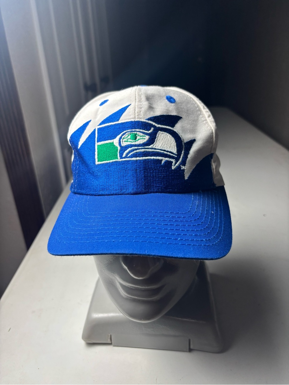 Vintage 90’s Logo 7 NFL Seattle Seahawks Sharktooth Snapback Hat Rare